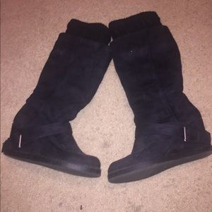 Women’s wedge boots